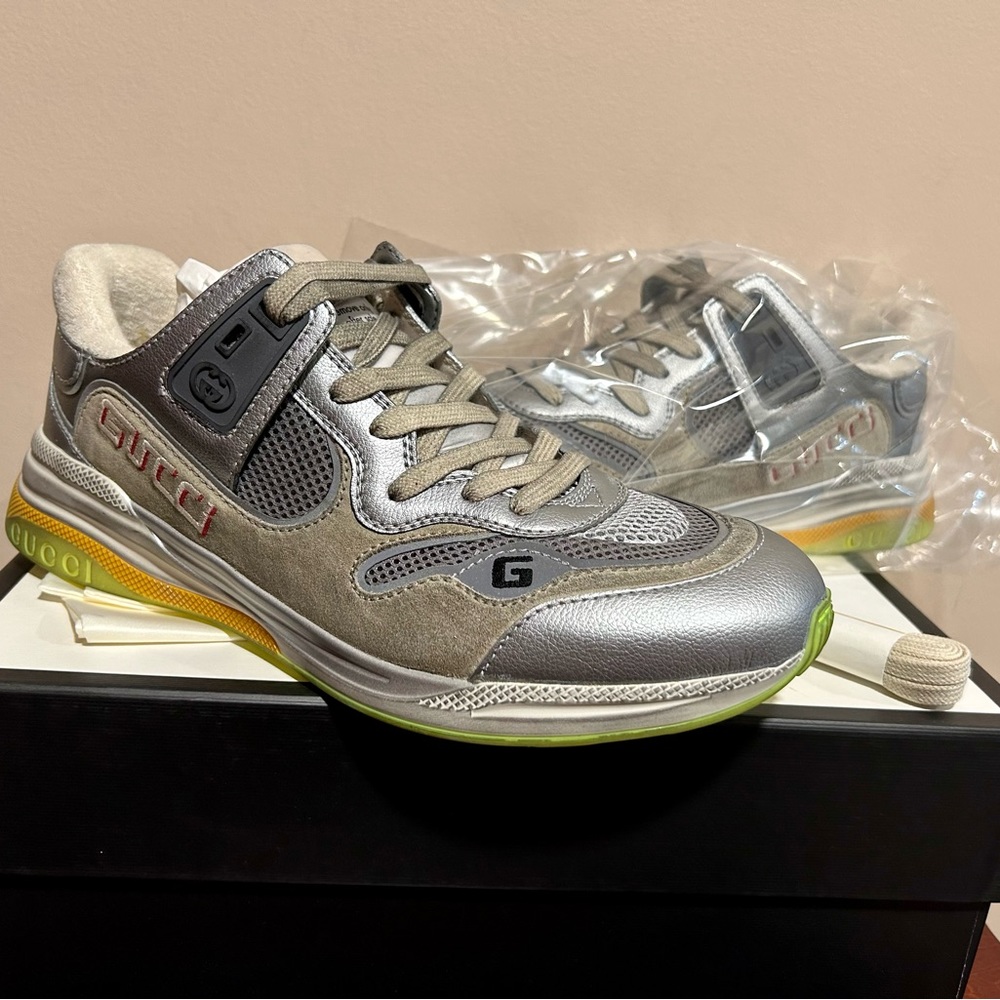 Gucci Ultrapace Metallic Leather, Suede, and fabric sneakers. - Picture 1 of 7